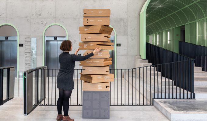 Amsteldok rotating pylon sign