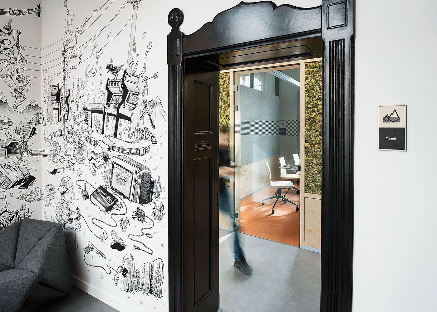 mural and room sign with titanic symbol